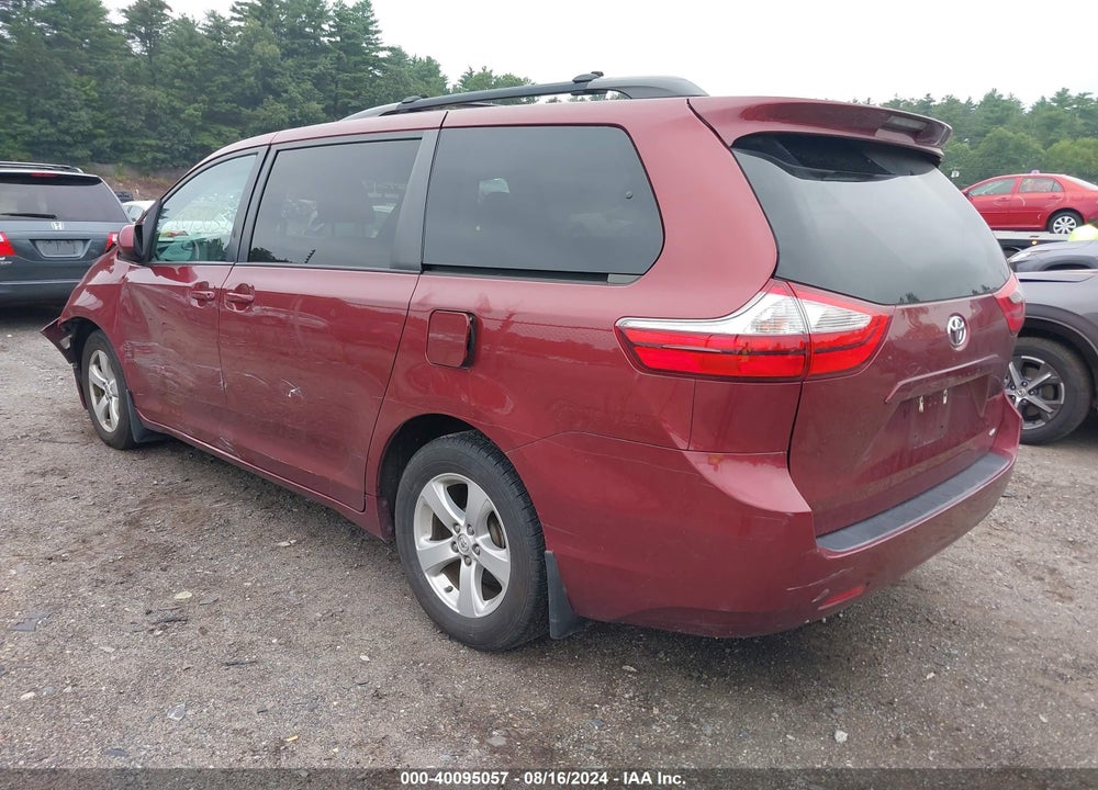 2017 TOYOTA SIENNA LE 8 PASSENGER VIN: 5TDKZ3DC2HS894550