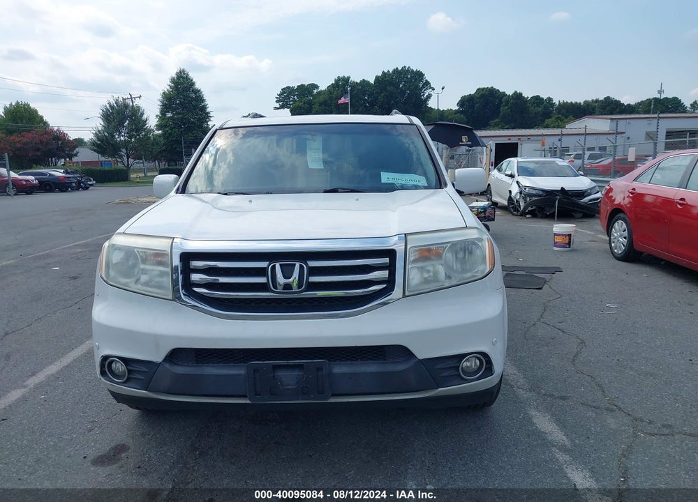 2012 HONDA PILOT TOURING VIN: 5FNYF4H95CB011870