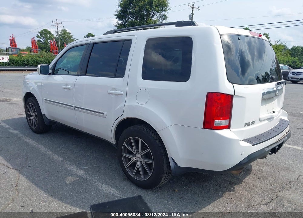 2012 HONDA PILOT TOURING VIN: 5FNYF4H95CB011870