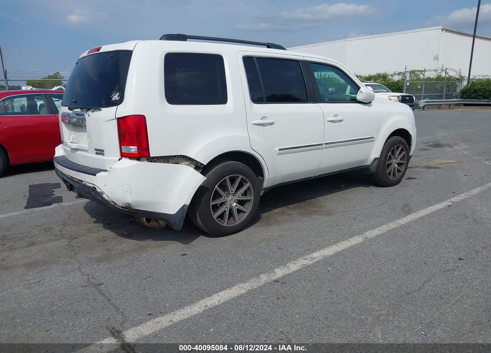 2012 HONDA PILOT TOURING VIN: 5FNYF4H95CB011870