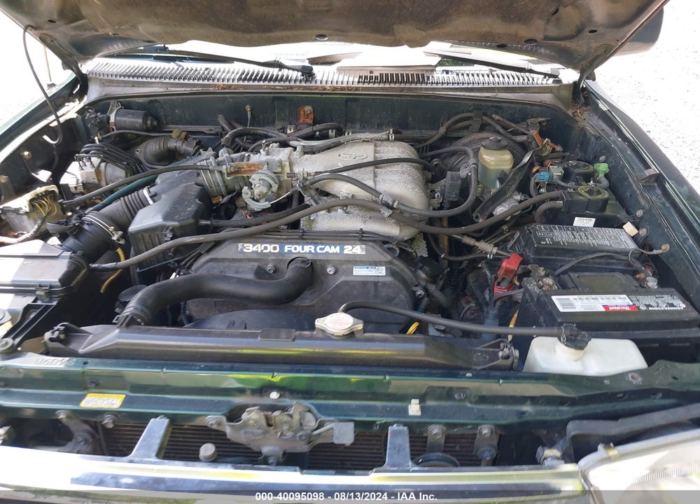 1999 TOYOTA 4RUNNER SR5 V6 VIN: JT3GN86R2X0101124