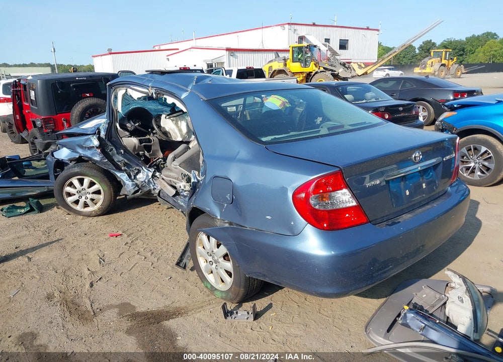 2004 TOYOTA CAMRY XLE VIN: 4T1BE30K54U933948