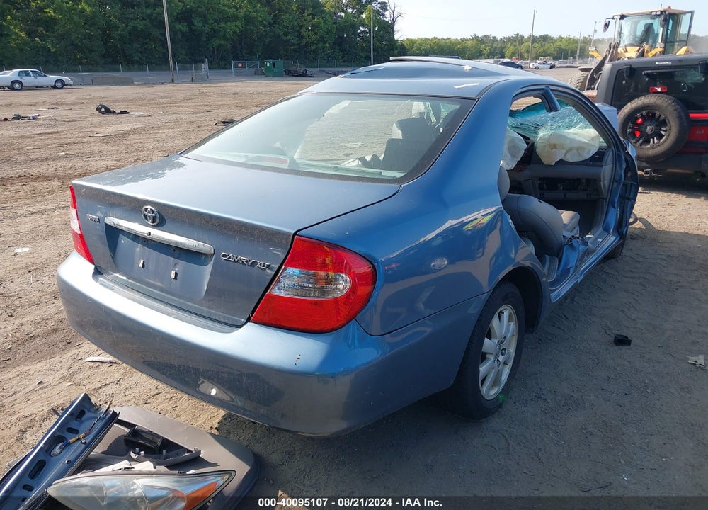 2004 TOYOTA CAMRY XLE VIN: 4T1BE30K54U933948