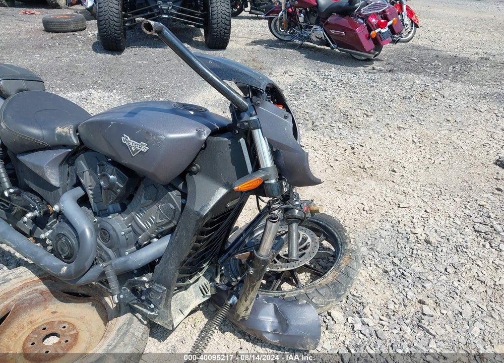 2017 VICTORY MOTORCYCLES OCTANE VIN: 5VPFTB004H3003086