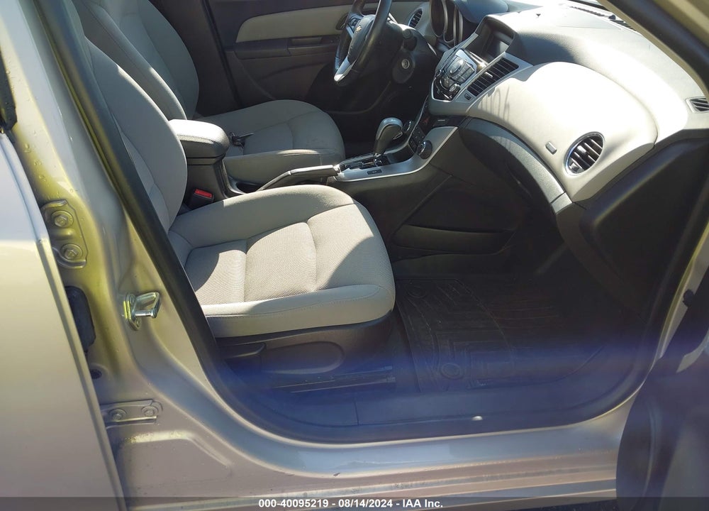 2014 CHEVROLET CRUZE 1LT AUTO VIN: 1G1PC5SB9E7417125