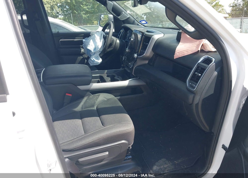 2025 RAM 1500 BIG HORN 4X4 5'7 BOX VIN: 1C6SRFFP7SN563176