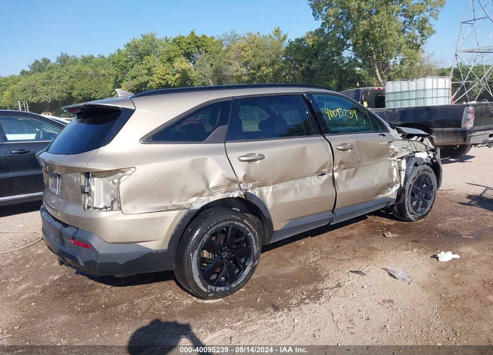 2021 KIA SORENTO S VIN: 5XYRLDLC5MG056169