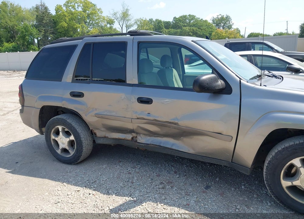 2007 CHEVROLET TRAILBLAZER LS VIN: 1GNDT13S572199760