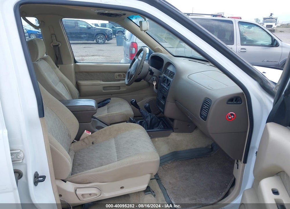 1997 NISSAN PATHFINDER LE/SE/XE VIN: JN8AR05Y6VW130138
