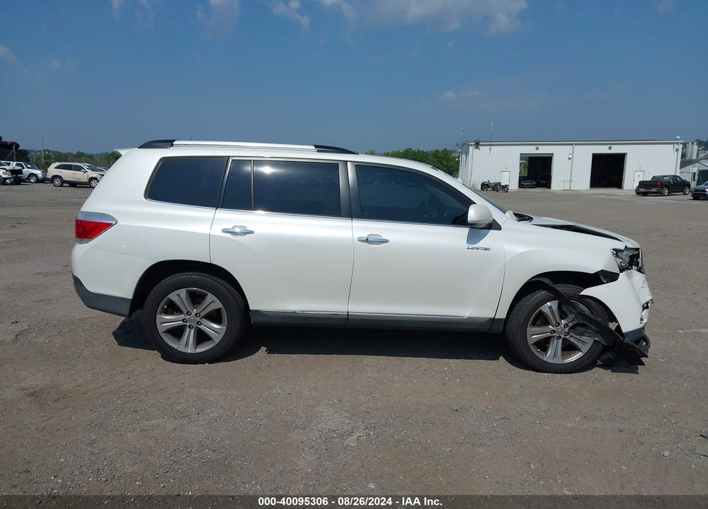 2011 TOYOTA HIGHLANDER LIMITED V6 VIN: 5TDDK3EH8BS068963
