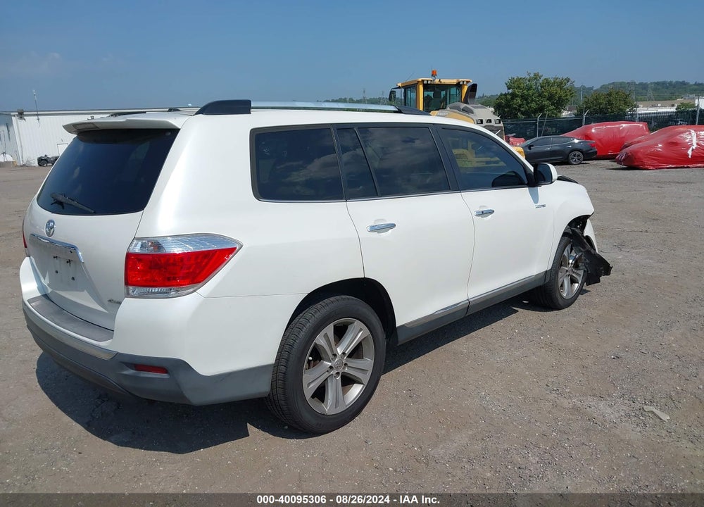 2011 TOYOTA HIGHLANDER LIMITED V6 VIN: 5TDDK3EH8BS068963