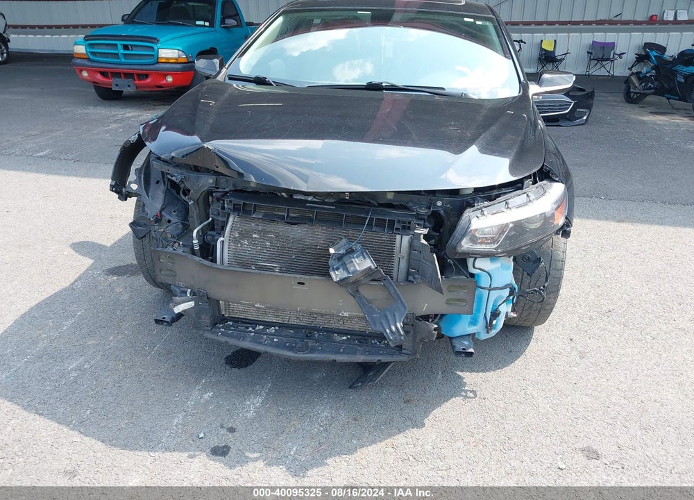2018 CHEVROLET MALIBU LT VIN: 1G1ZD5ST3JF146044
