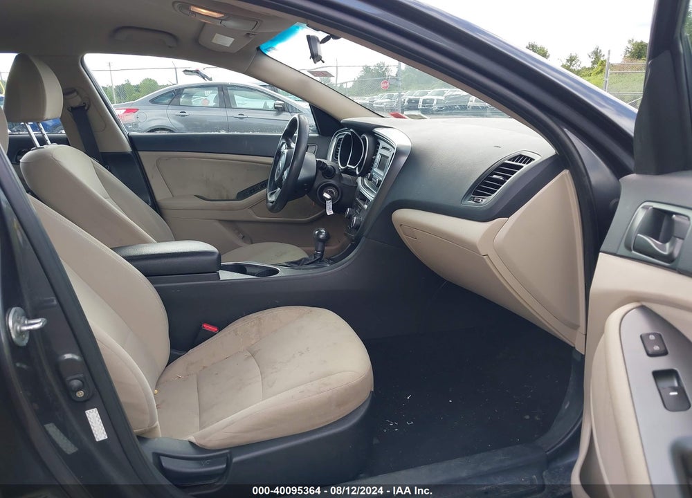 2015 KIA OPTIMA LX VIN: KNAGM4A72F5628916