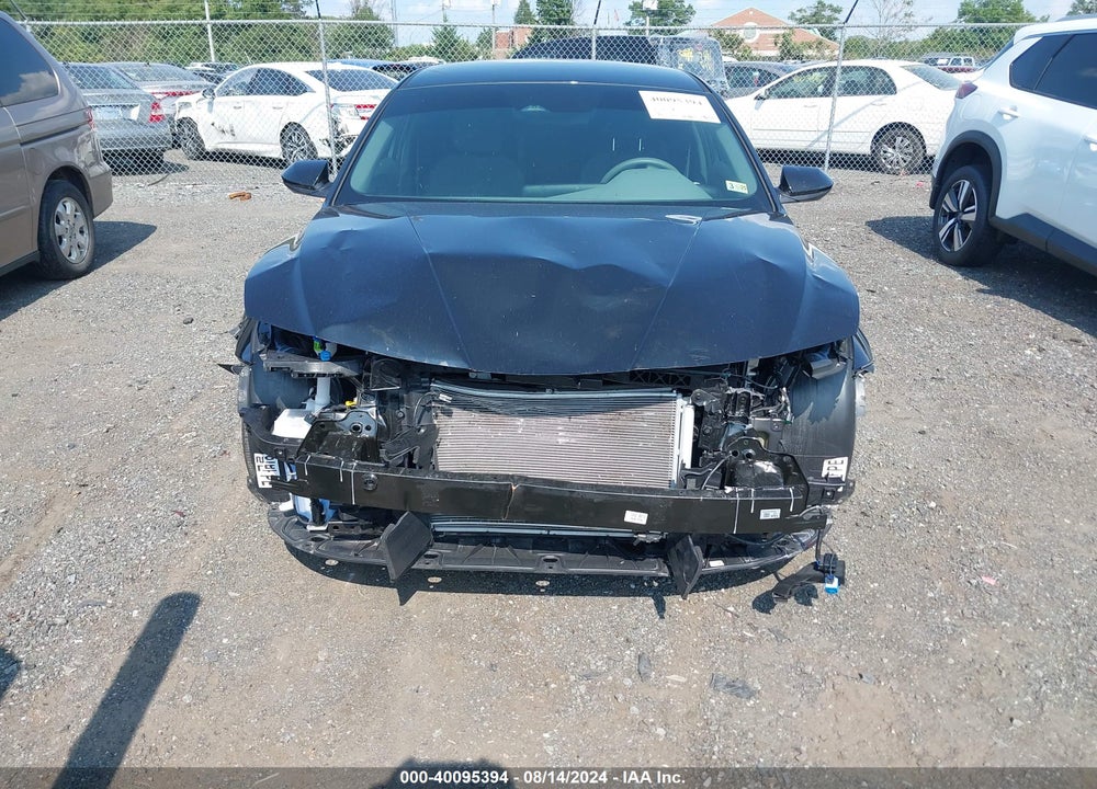 2024 HYUNDAI ELANTRA SEL VIN: KMHLM4DG5RU733808