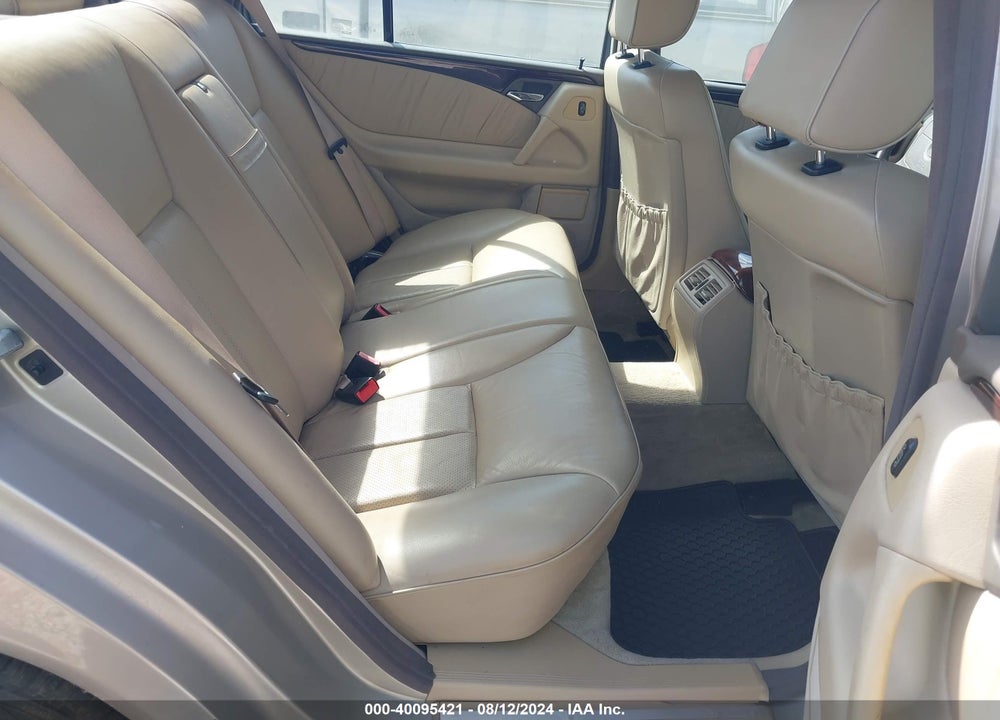 1996 MERCEDES-BENZ E 320 VIN: WDBJF55F1TJ002883