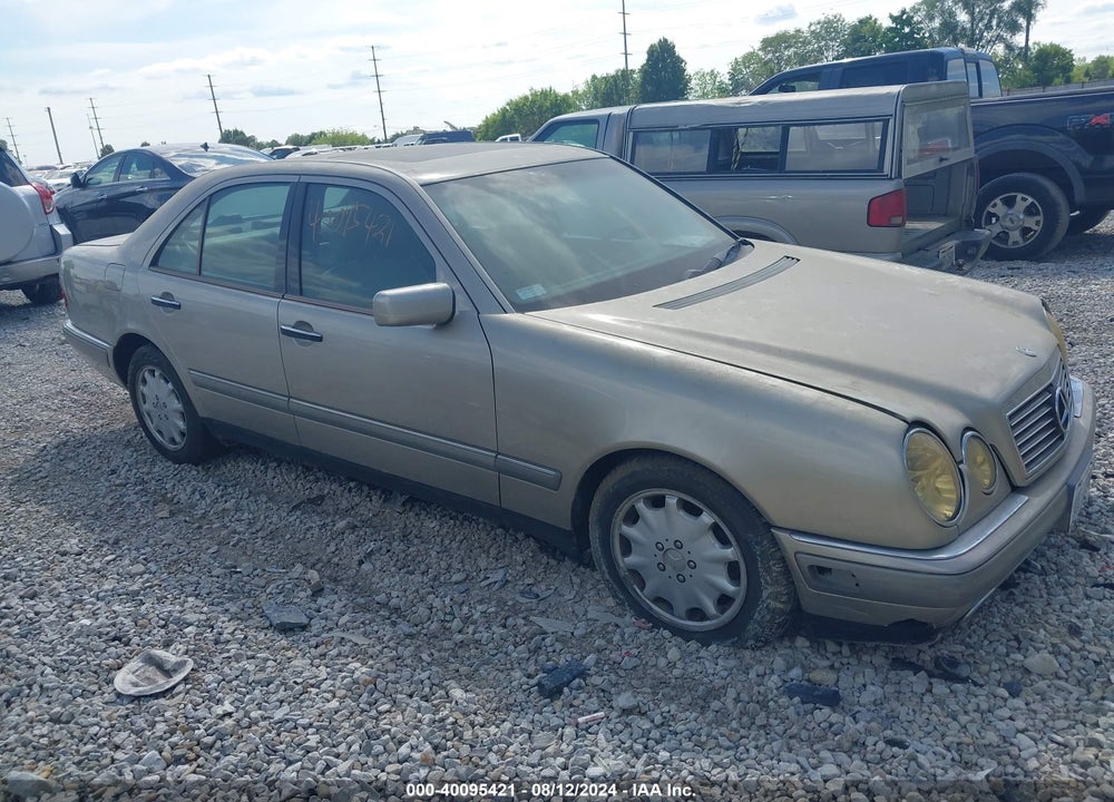 1996 MERCEDES-BENZ E 320 VIN: WDBJF55F1TJ002883