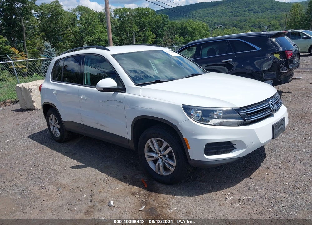 2015 VOLKSWAGEN TIGUAN S VIN: WVGAV7AX2FW501726