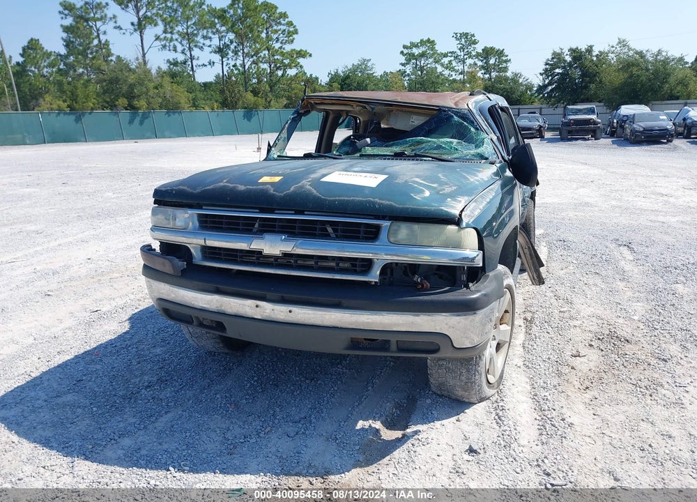 2004 CHEVROLET TAHOE LS VIN: 1GNEC13Z84J198282
