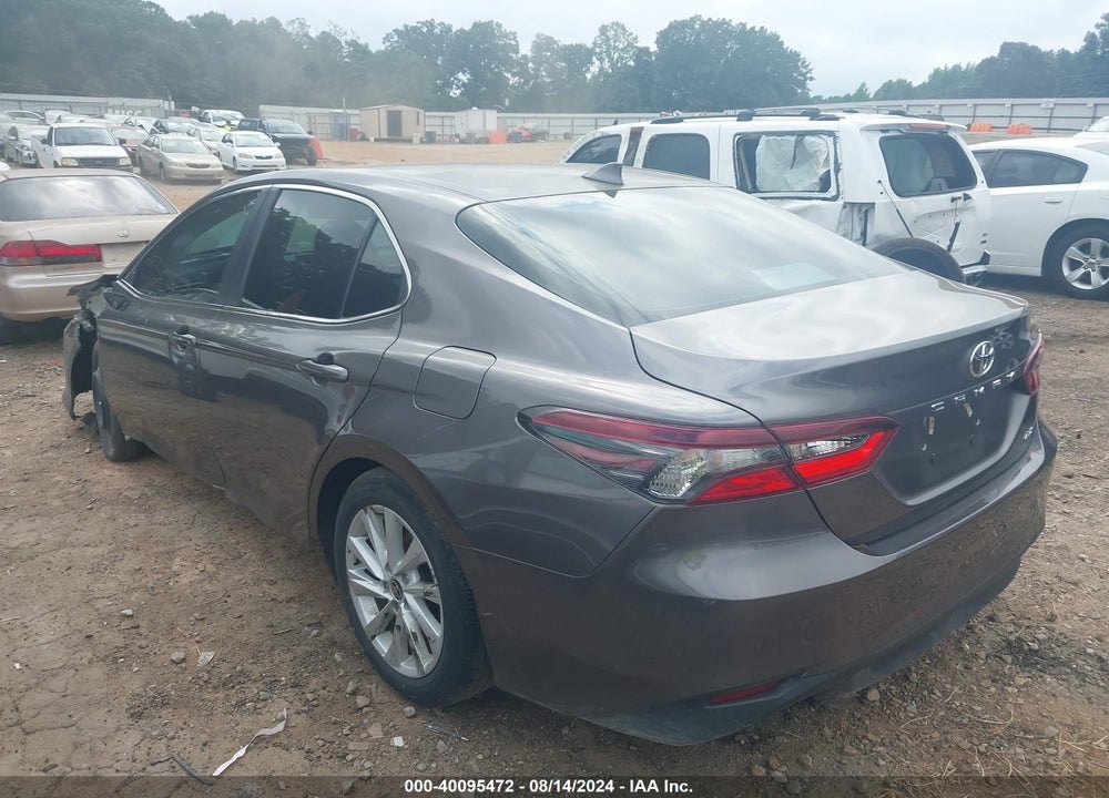 2022 TOYOTA CAMRY LE VIN: 4T1C11AK1NU035898