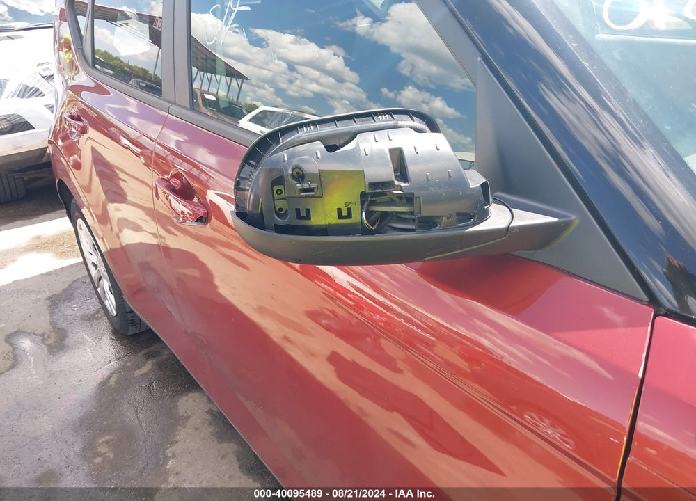 2020 KIA SOUL LX VIN: KNDJ23AU5L7072504