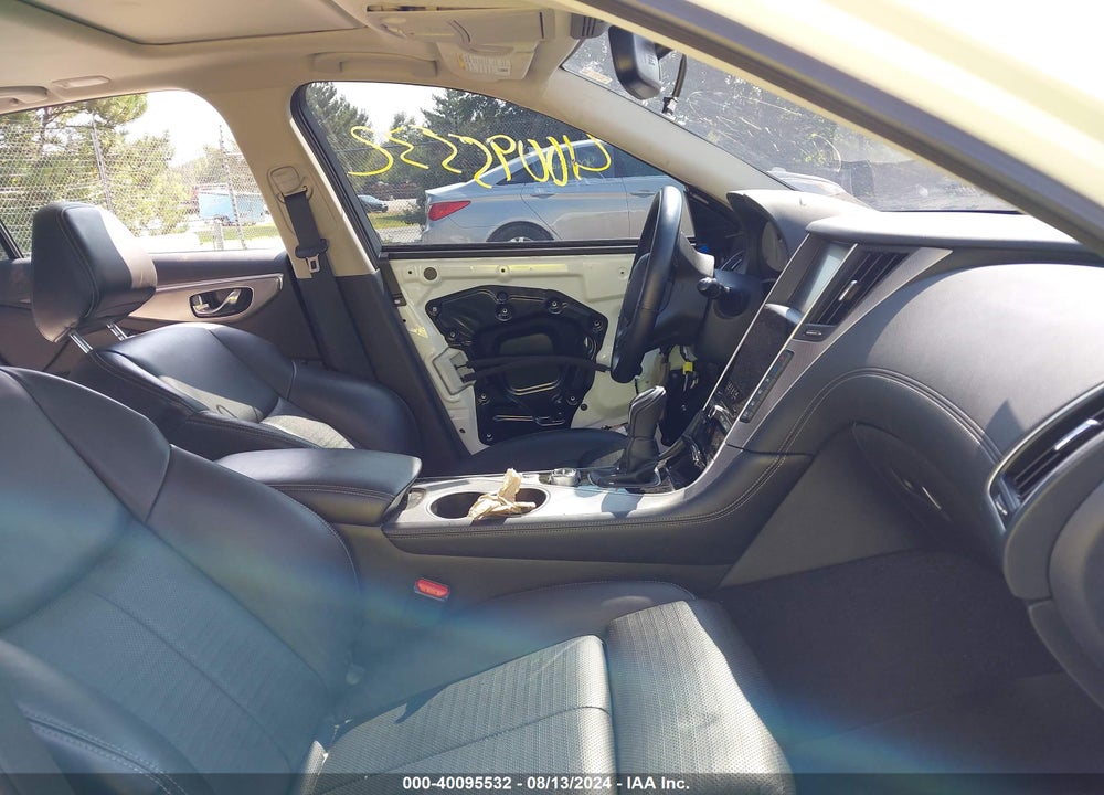 2019 INFINITI Q50 3.0T SIGNATURE EDITION VIN: JN1EV7AR3KM590769