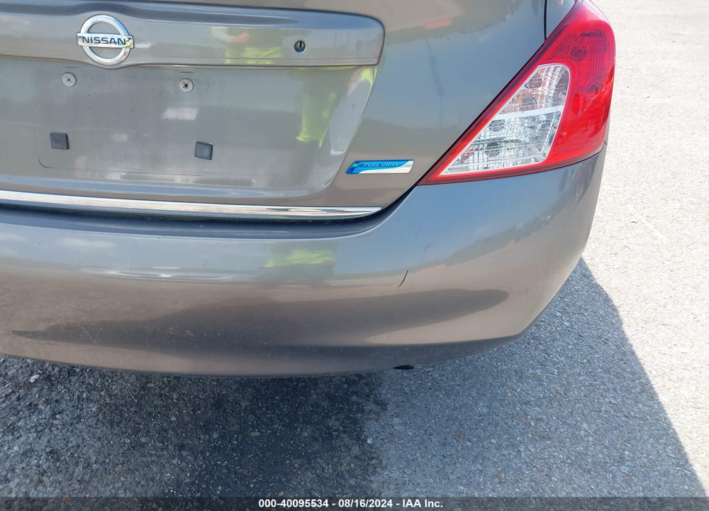 2014 NISSAN VERSA 1.6 S+ VIN: 3N1CN7AP4EL820517