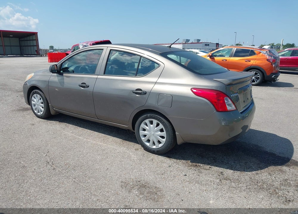 2014 NISSAN VERSA 1.6 S+ VIN: 3N1CN7AP4EL820517