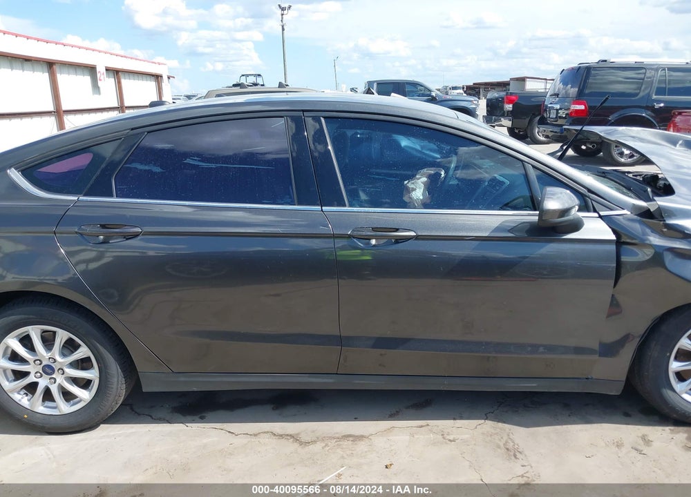 2015 FORD FUSION S VIN: 1FA6P0G74F5120085