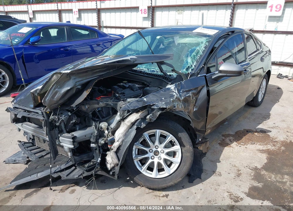 2015 FORD FUSION S VIN: 1FA6P0G74F5120085