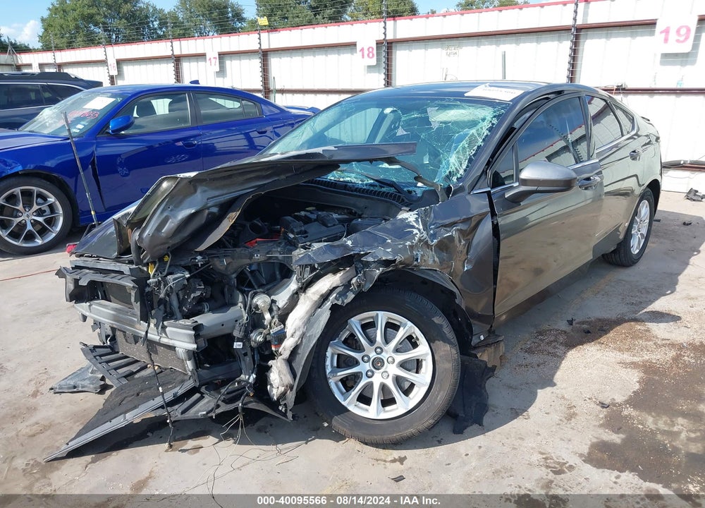 2015 FORD FUSION S VIN: 1FA6P0G74F5120085