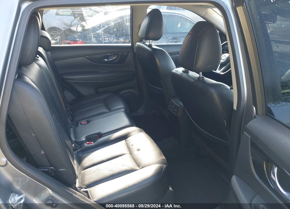 2018 NISSAN ROGUE SL VIN: JN8AT2MV0JW318183