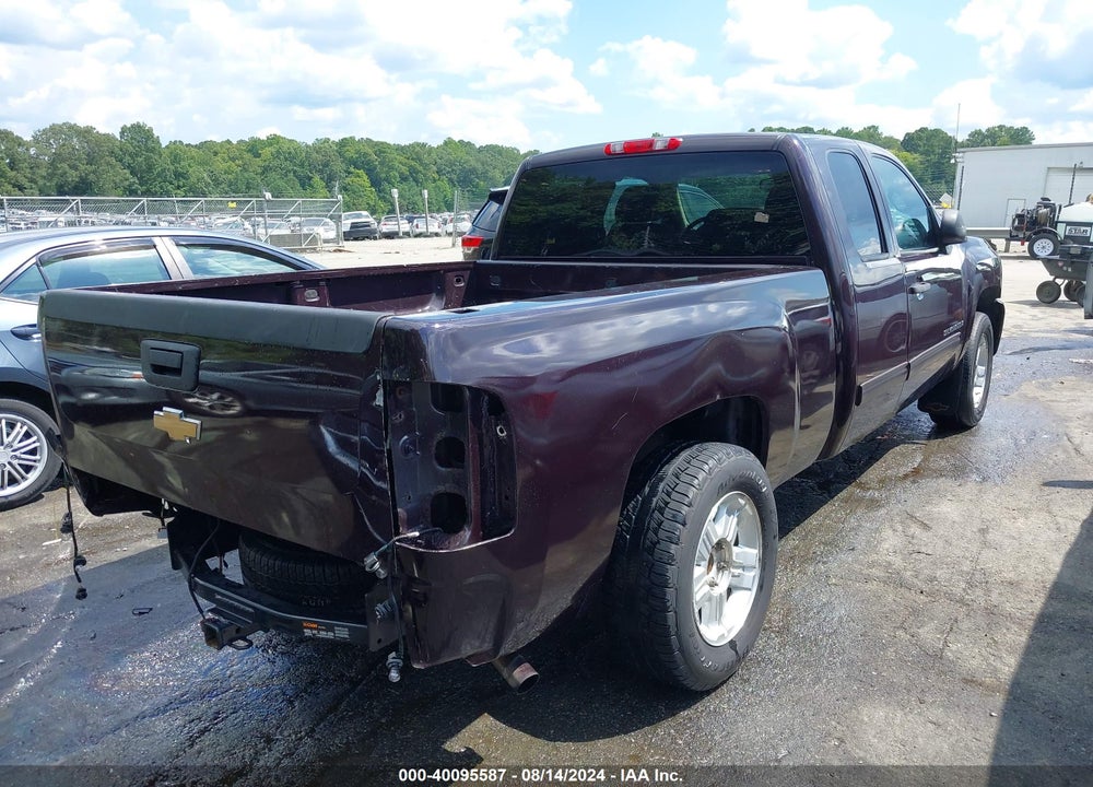 2009 CHEVROLET SILVERADO 1500 LT VIN: 1GCEK29049Z145372
