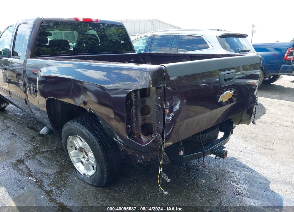 2009 CHEVROLET SILVERADO 1500 LT VIN: 1GCEK29049Z145372