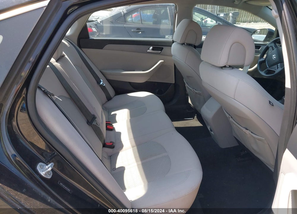 2017 HYUNDAI SONATA SE VIN: 5NPE24AF3HH522842