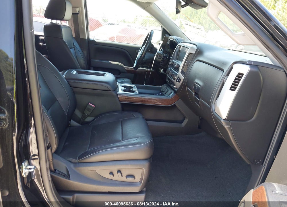 2018 GMC SIERRA 1500 SLT VIN: 3GTU2NEC1JG204525
