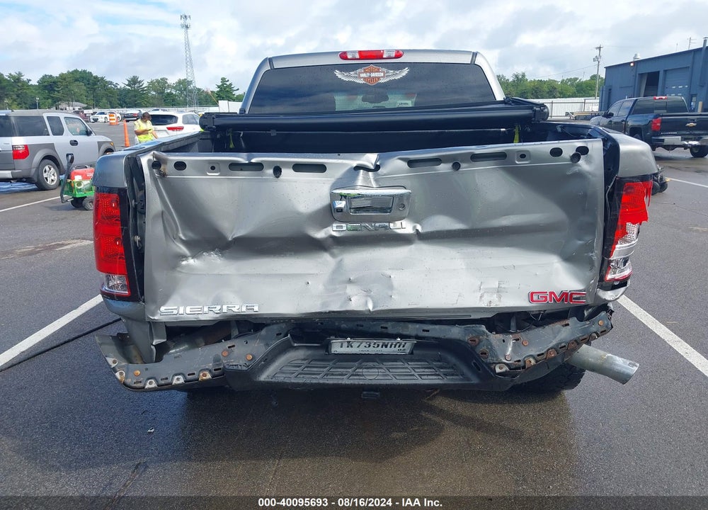 2013 GMC SIERRA 1500 DENALI VIN: 3GTP2XE2XDG224261