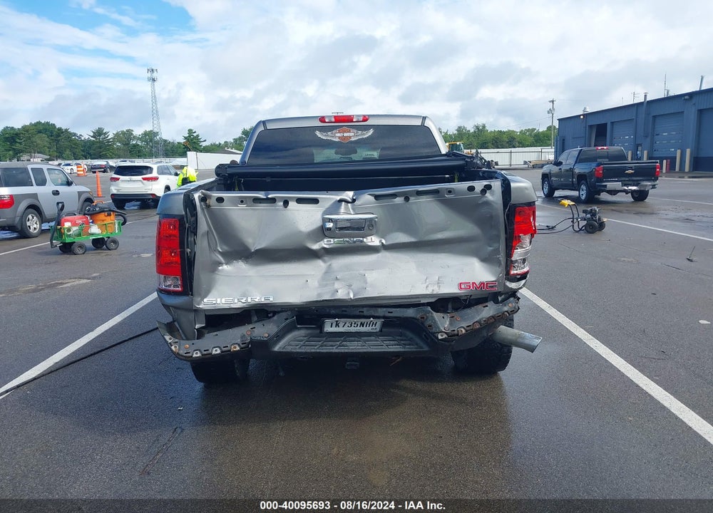 2013 GMC SIERRA 1500 DENALI VIN: 3GTP2XE2XDG224261