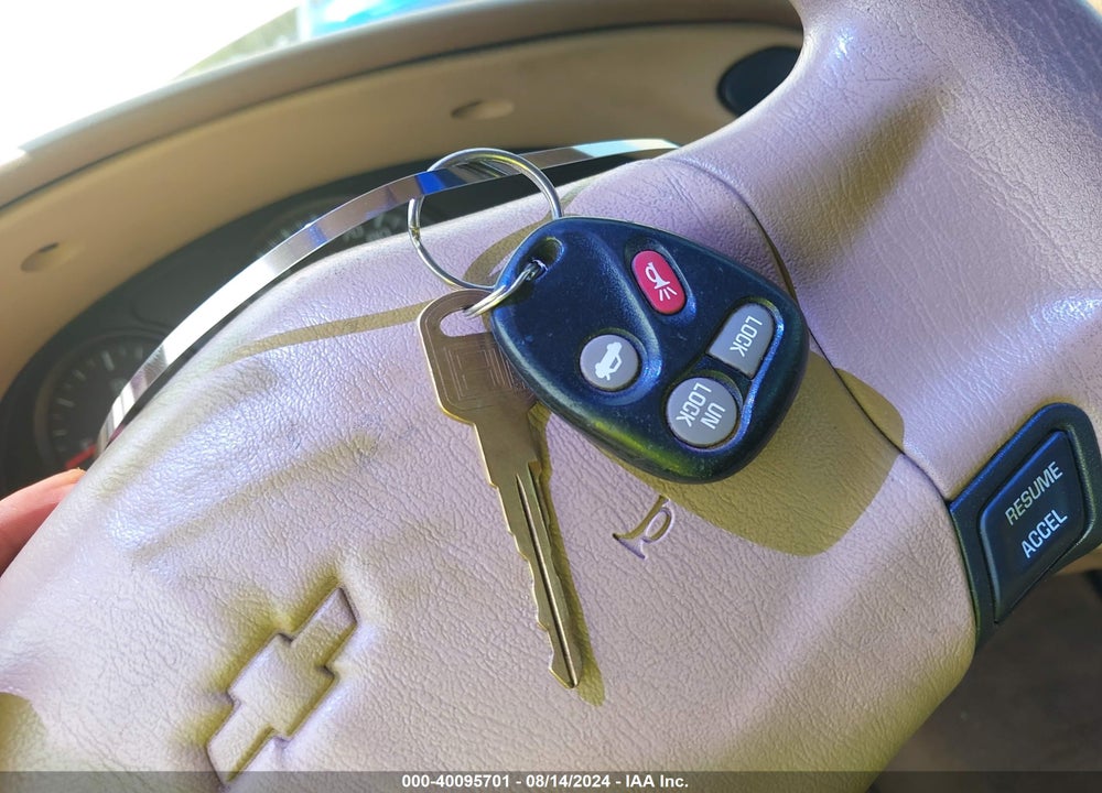 2000 CHEVROLET IMPALA VIN: 2G1WF55EXY9117749