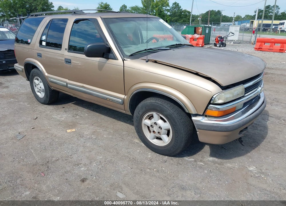 1999 CHEVROLET BLAZER LS VIN: 1GNDT13W3X2117415