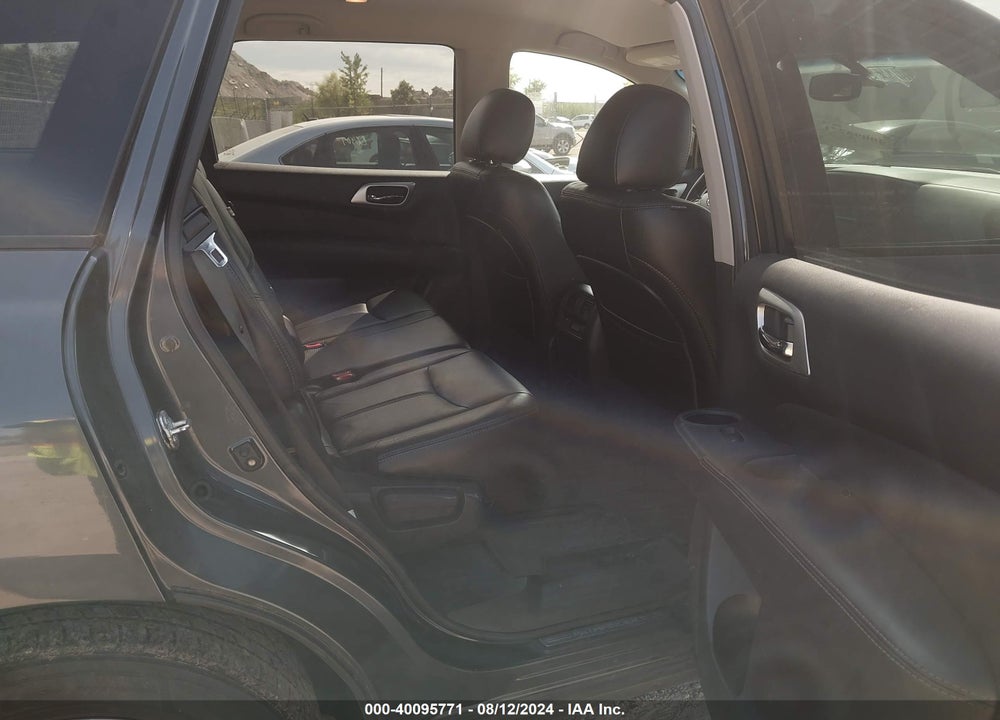 2014 NISSAN PATHFINDER SL VIN: 5N1AR2MM9EC621399