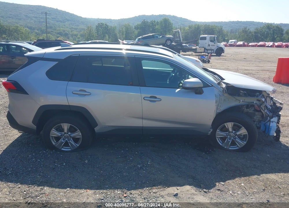 2023 TOYOTA RAV4 XLE HYBRID VIN: 2T3RWRFV8PW174644