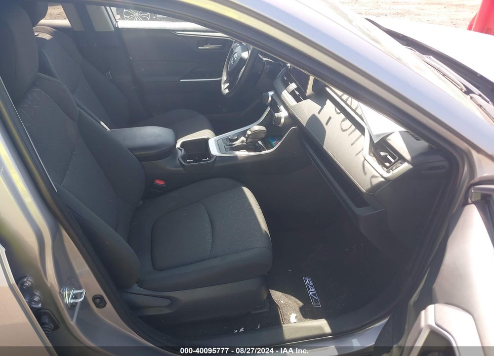 2023 TOYOTA RAV4 XLE HYBRID VIN: 2T3RWRFV8PW174644