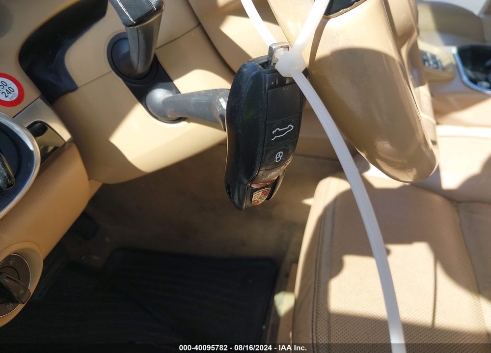 2012 PORSCHE CAYENNE VIN: WP1AA2A25CLA02616