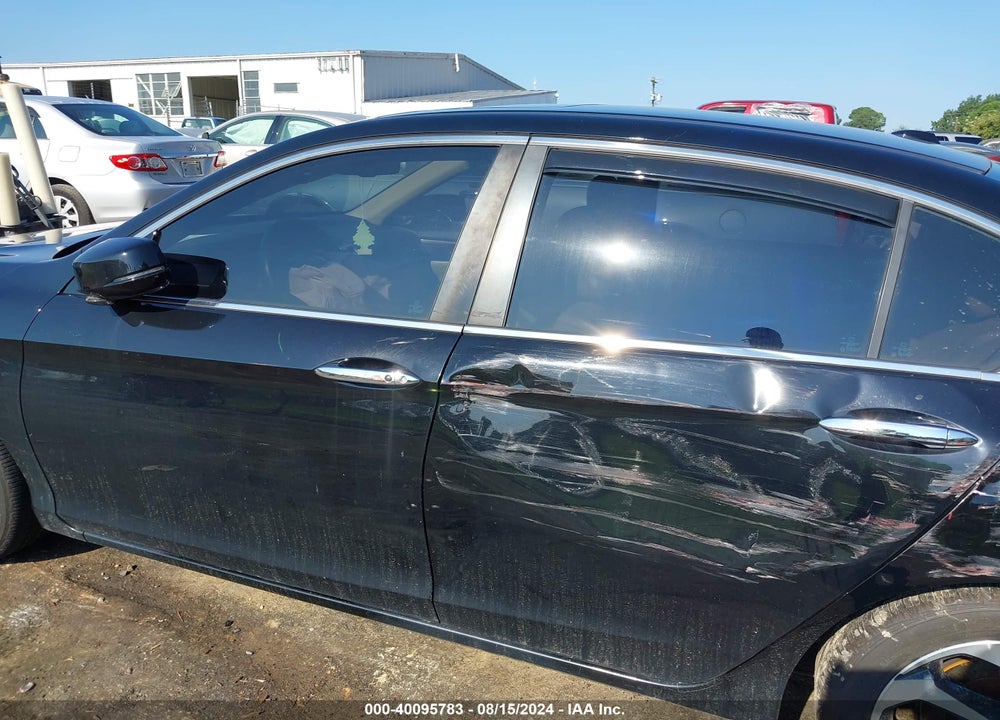 2017 HONDA ACCORD EX-L VIN: 1HGCR2F88HA168679