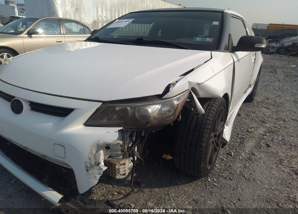 2011 SCION TC VIN: JTKJF5C79B3006527