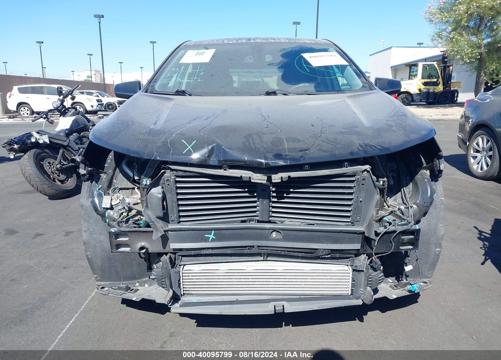 2018 CHEVROLET EQUINOX VIN: 2GNAXKEX2J6168787