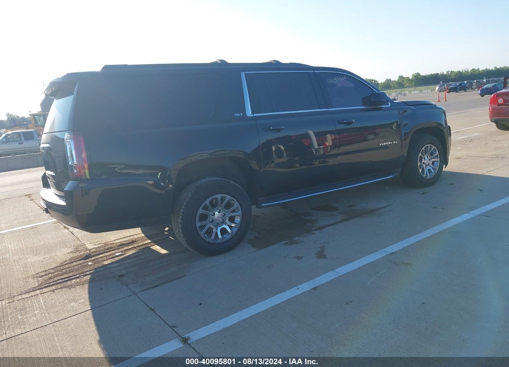 2017 GMC YUKON XL SLT VIN: 1GKS2GKC5HR180140