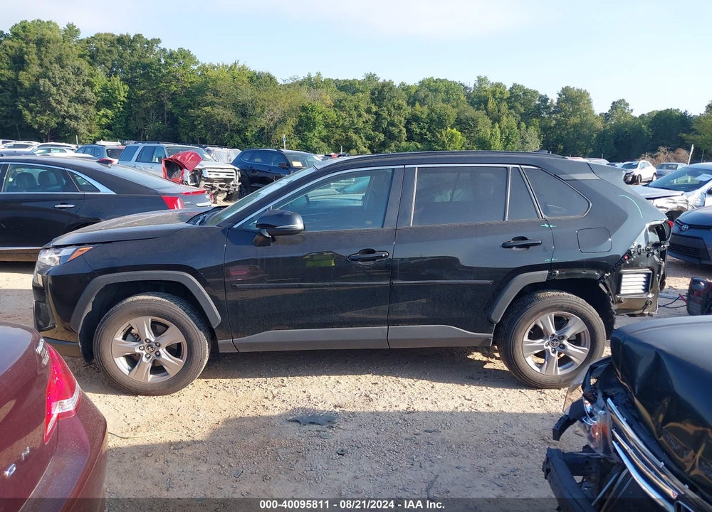 2022 TOYOTA RAV4 XLE VIN: 2T3P1RFV3NW278848