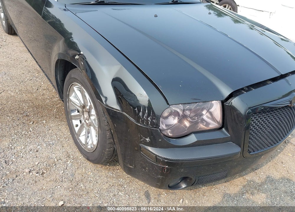 2005 CHRYSLER 300C VIN: 2C3AA63H45H119313