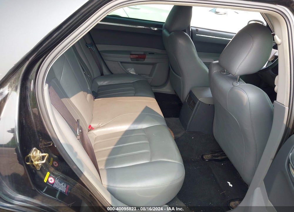 2005 CHRYSLER 300C VIN: 2C3AA63H45H119313